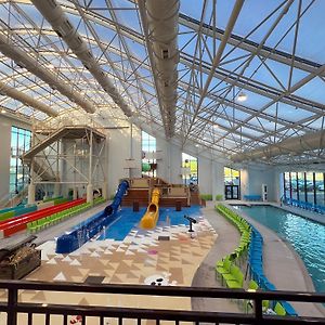 Country Cascades Waterpark Resort